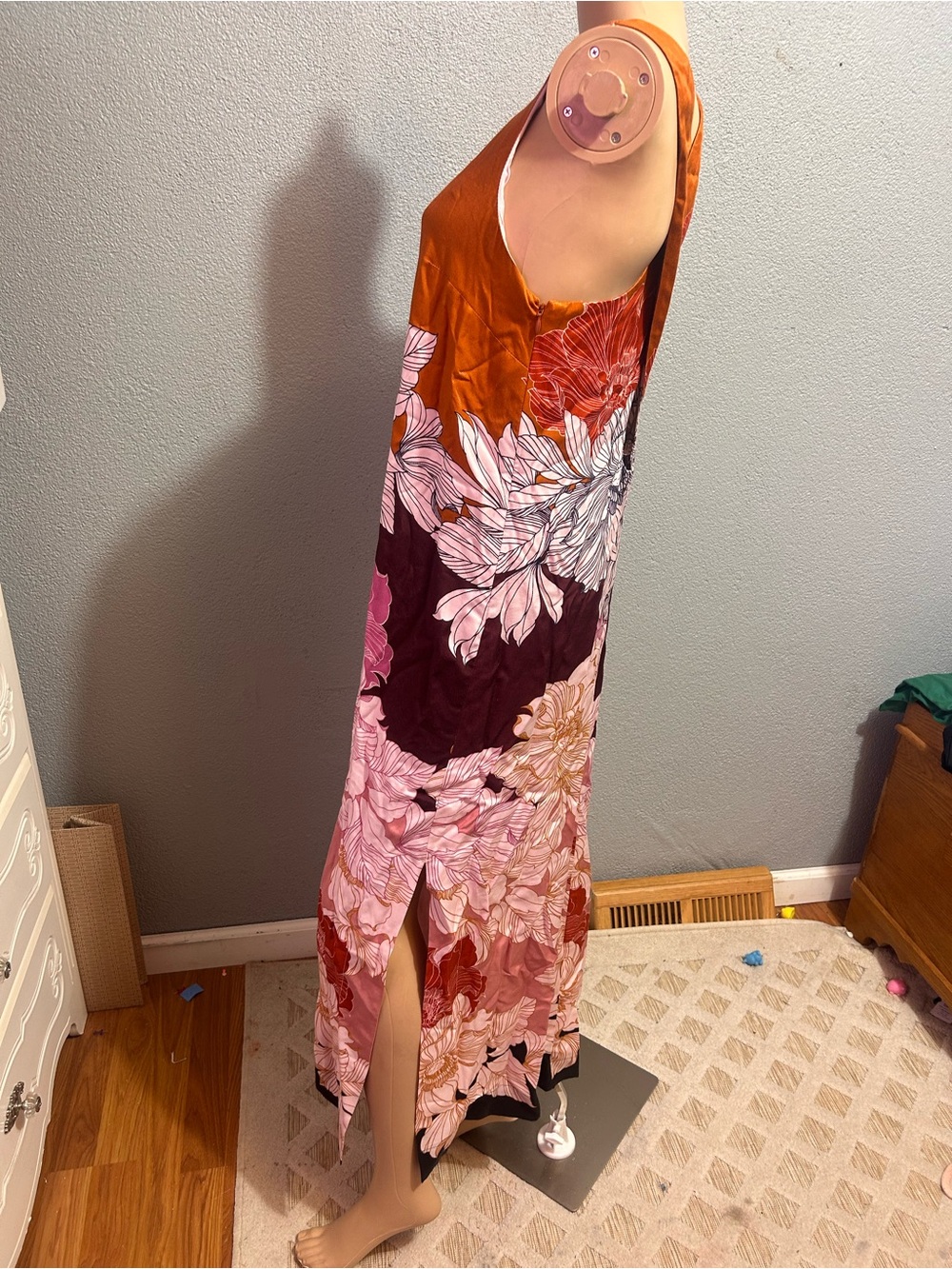 Maeve Anthropogie floral
Twist back maxi dress size xsmall - Picture 6 of 13